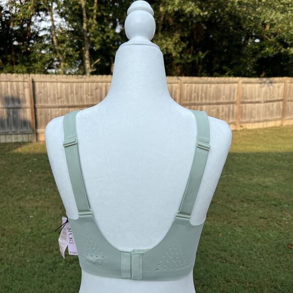 Victoria's Secret Sports Bra Size 34DD Sage Green Featherweight Max Sports Bra - Picture 2 of 8